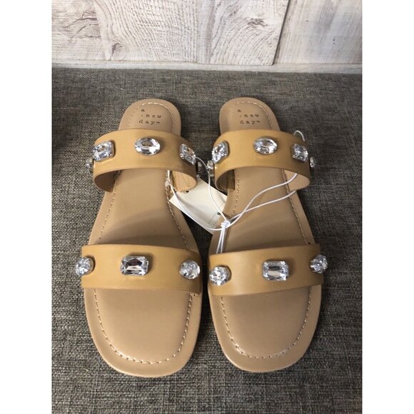 A New Day Womens SIze 9 Sandals Tan Brown Slide On Flats Rhinestones - Picture 5 of 6